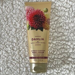 Bath & Body Works Dahlia Body Cream - 8 ounces